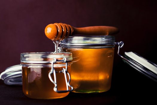 glass-honey-jar-8257